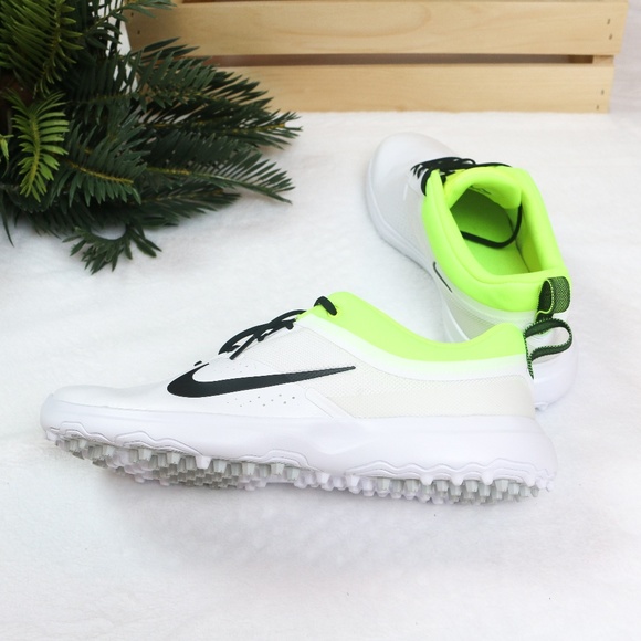 Nike Shoes - NWT Nike White And Yellow Sneakers!!